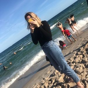 Meet your Posher, Taryn